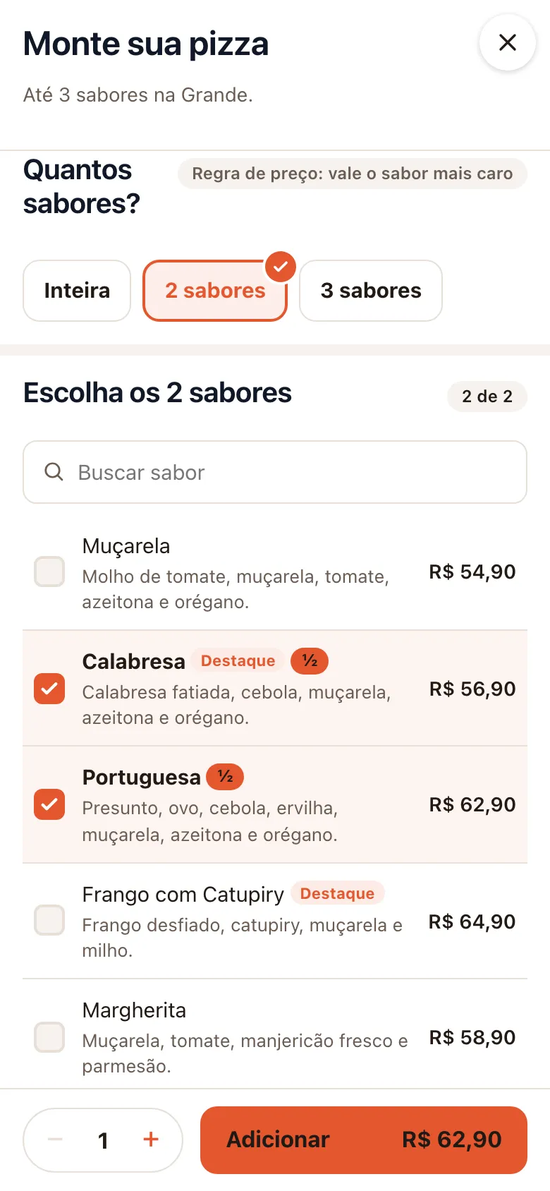 Cardápio digital no celular: o cliente escolhe 2 sabores, Calabresa e Portuguesa, numa pizza grande meio a meio