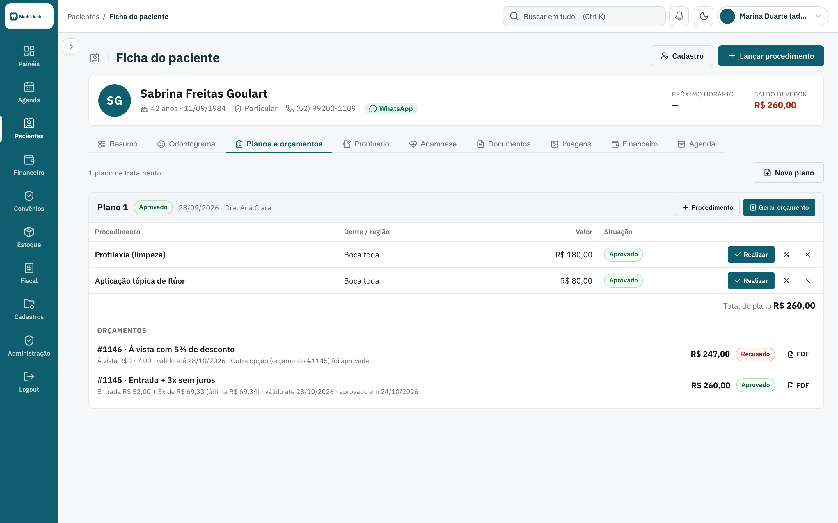 Plan de tratamiento con el presupuesto aprobado por el paciente y la otra opción rechazada, cada uno con PDF